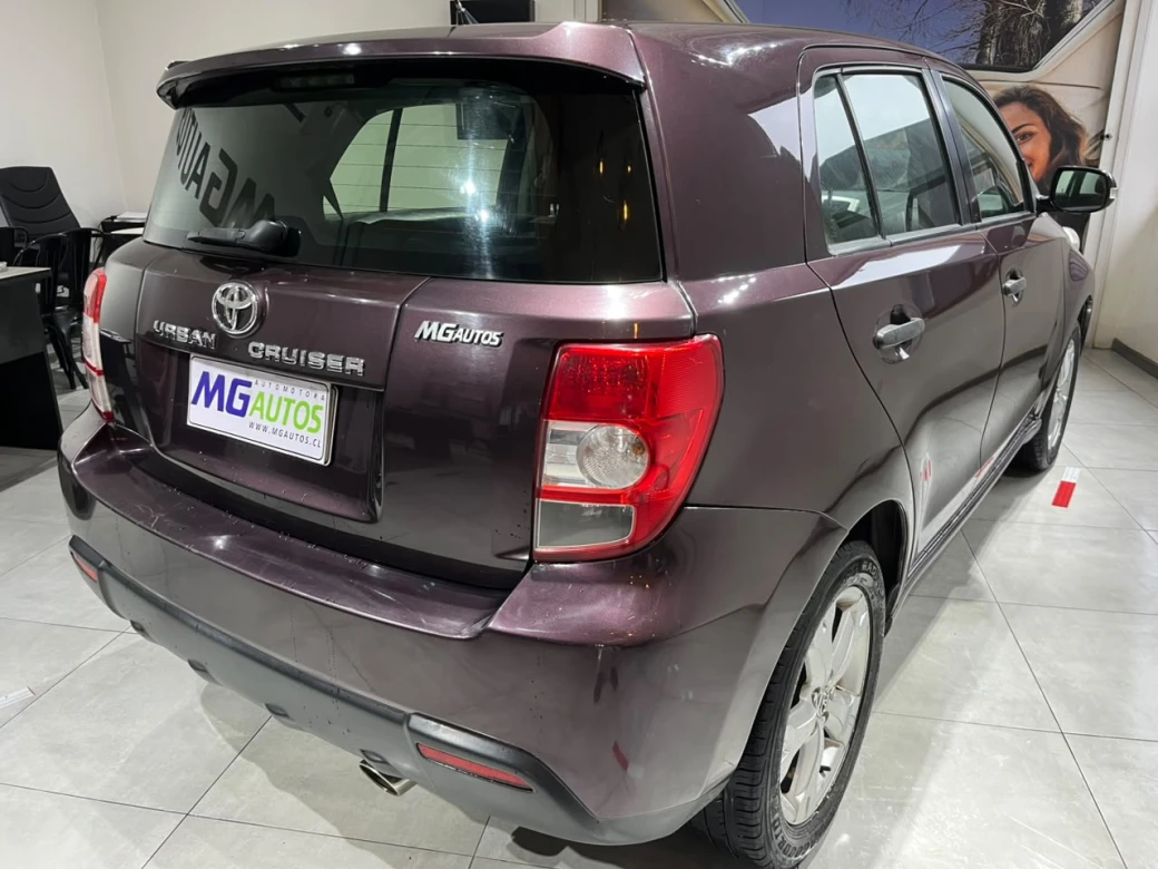 imagen 0 de vehiculo con id 2185